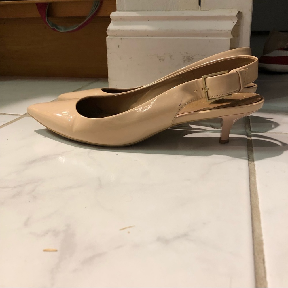 7.5 Calvin Klein Luka 34E09016 Cream Pointed Toe Slingback Heels LEATHER